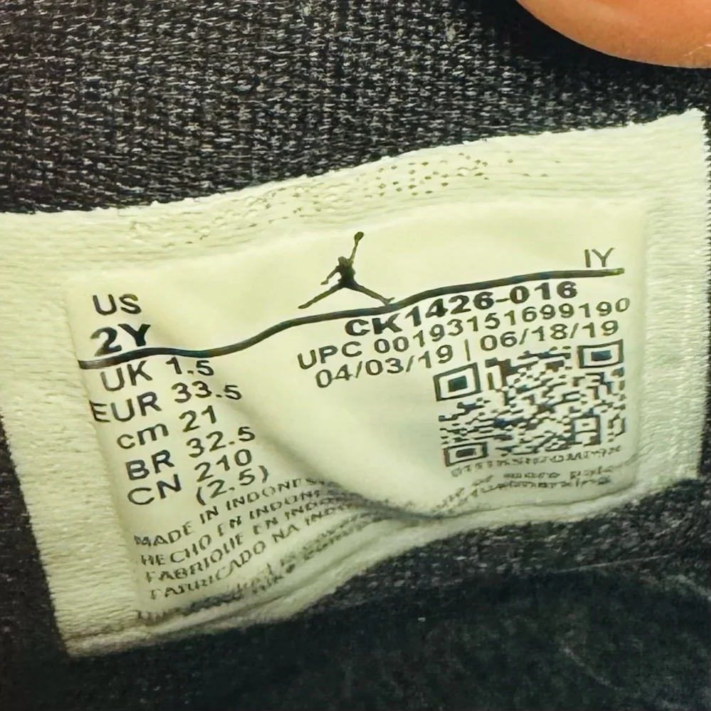 Nike Air Jordan B'Loyal GS Kids Shoes White Patent/Black/Red 2Y CK1426-016.